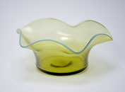 Small Sowerby Venetian wavy edge dish